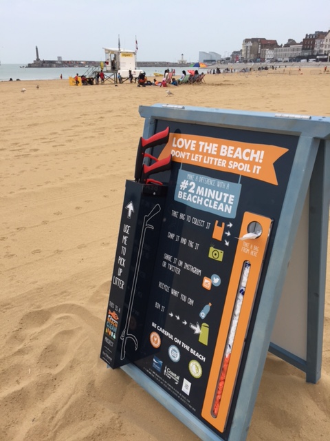 IMG 9637 2Minutebeachclean Margate